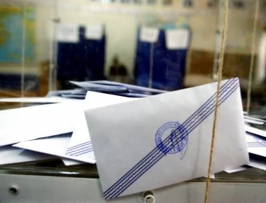 Τα σενάρια για τις έδρες ΝΔ και ΣΥΡΙΖΑ στους τομείς της Β' Αθήνας - Πόσοι και ποιοι παίζουν δυνατά